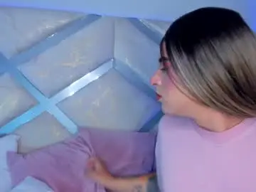 Chaturbate Sex Cam of cami_rouxx