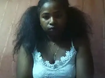 Chaturbate Live Sex Cam of erisca19