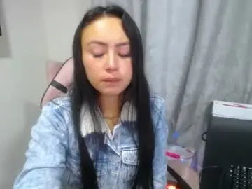 Chaturbate Free Live Porn of holly_rose69