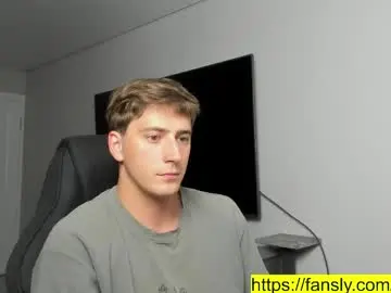 Chaturbate Watch Live Sex Cams of krishort