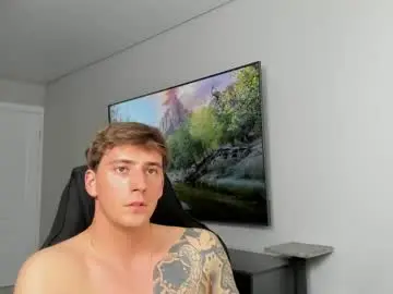 Chaturbate Watch Live Sex Cams of krishort