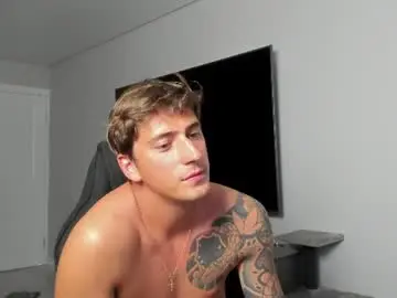 Chaturbate Live Sex Cam of krishort