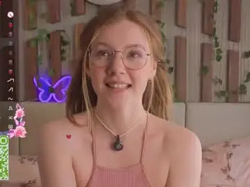 Chaturbate Watch Live Sex Cams of lyra_thenymph