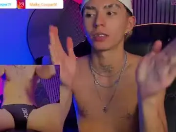 Chaturbate Live Sex of maiky_cooper01