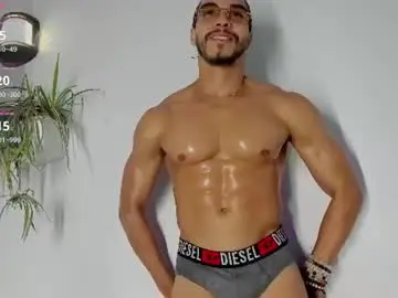 Chaturbate Free Live Porn of valentinocorleone_