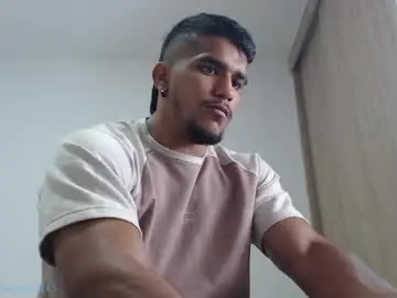 Chaturbate Best live sex cam show of camilo_contre21