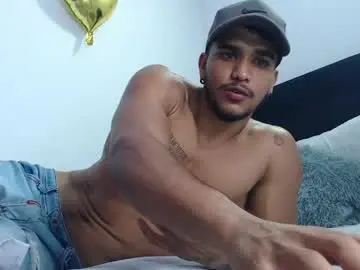 Chaturbate Sex Cam of camilo_contre21