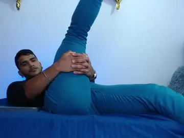 Chaturbate Nude Webcam of camilo_contre21