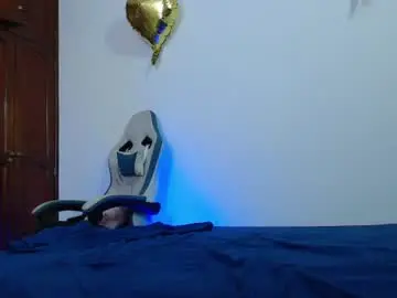 Chaturbate Best live sex cam show of camilo_contre21