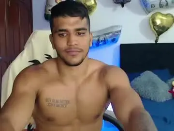 Chaturbate Best live sex cam show of camilo_contre21