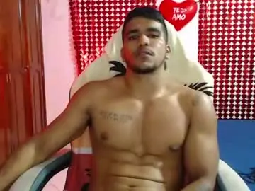 Chaturbate Live Sex Cam of camilo_contre21
