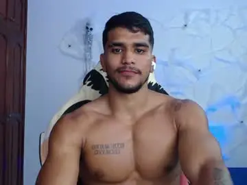 Chaturbate Best live sex cam show of camilo_contre21