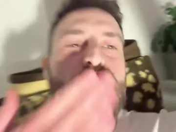 Chaturbate Live Sex Cam of dickjulian