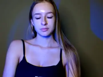 Chaturbate Free Porn Cam of tiarasmile