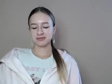 Chaturbate Free Live Porn of tiarasmile