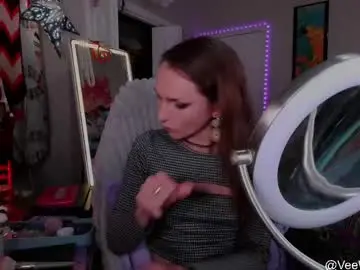 Chaturbate Free Porn Cam of veeweatherbee