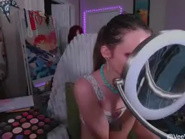 Chaturbate Live Porn of veeweatherbee