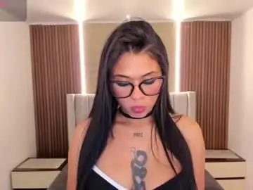 Chaturbate Adult Webcam of yara_shine1