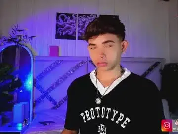 Chaturbate Best live sex cam show of austin_connorr