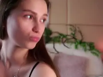 Chaturbate Adult Webcams of emmyleri