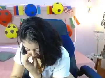 Chaturbate Live Sex Cam of heidy_pink