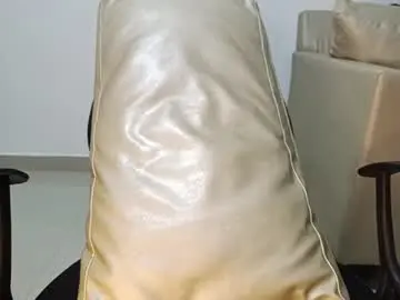 Chaturbate Sex Chat of pecsblack888