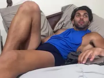 Chaturbate Adult Video Chat of fitcurvyman4fun_69