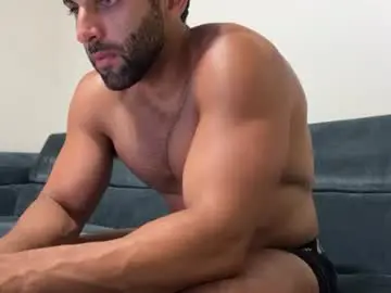 Chaturbate Live Sex of fitcurvyman4fun_69