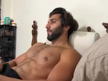 Chaturbate Free Porn Cam of fitcurvyman4fun_69
