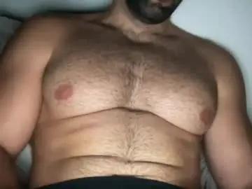 Chaturbate Sex Cam of fitcurvyman4fun_69