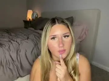 Chaturbate Live Sex Cam of yourownermayla