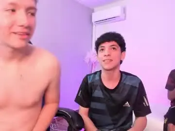 Chaturbate Private Sex Chat of handsomeboys19