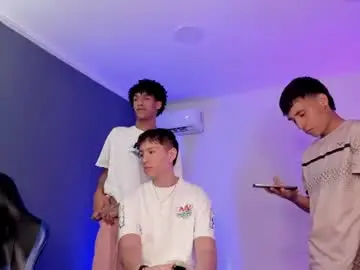 Chaturbate Sex Chat of handsomeboys19