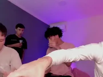 Chaturbate Private Sex Chat of handsomeboys19