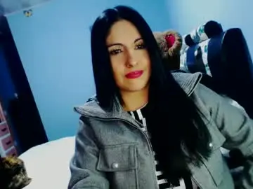 Chaturbate Live Sex Cam of sahotlove1