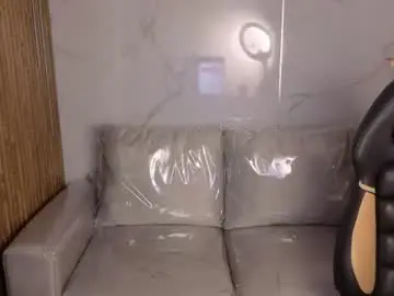 Chaturbate Watch Live Sex Cams of _sweet_lia_