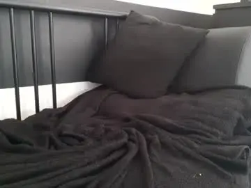 Chaturbate Free Porn Cam of apollobest77