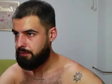 Chaturbate Private Sex Chat of hairyrobxxx
