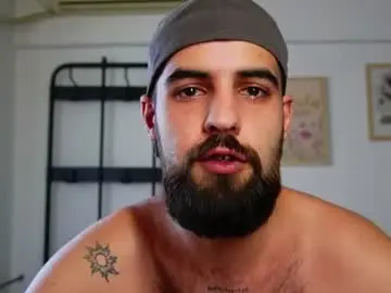 Chaturbate Free Porn Cam of hairyrobxxx