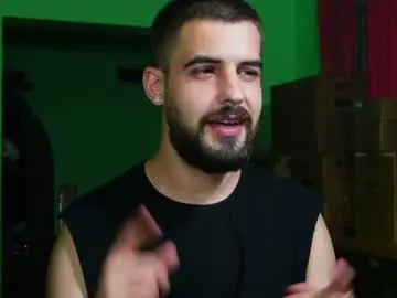 Chaturbate Free Porn Cam of hairyrobxxx