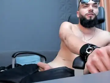 Chaturbate Live Sex Cam of oscarwills