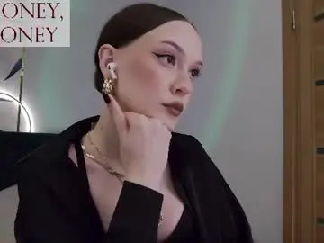 Chaturbate Live Sex Cam of sirenaswhisper