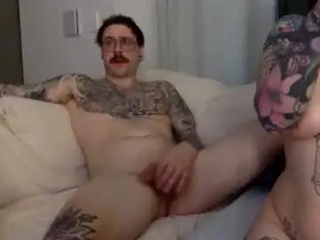 Chaturbate Best live sex cam show of hornycouple0102
