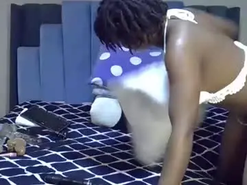 Chaturbate Adult Webcam of melanin_moon