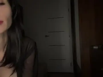 Chaturbate Nude Webcam of mia_aima