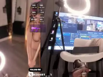 Chaturbate Live Sex Cam of nickky__