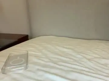Chaturbate Live Sex Cam of dirtyprettyboi