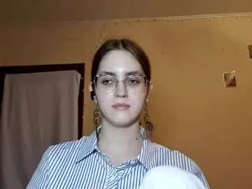 Chaturbate Live Sex Cam of elmeraurora