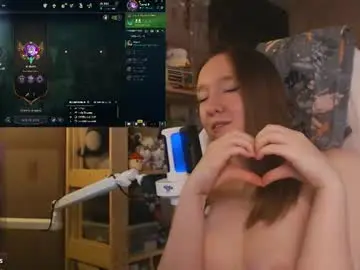 Chaturbate Best live sex cam show of moonlish_siren