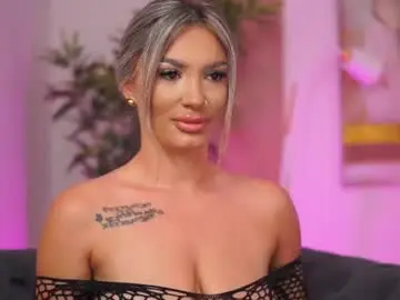 Chaturbate Nude Webcam of tiaraveil